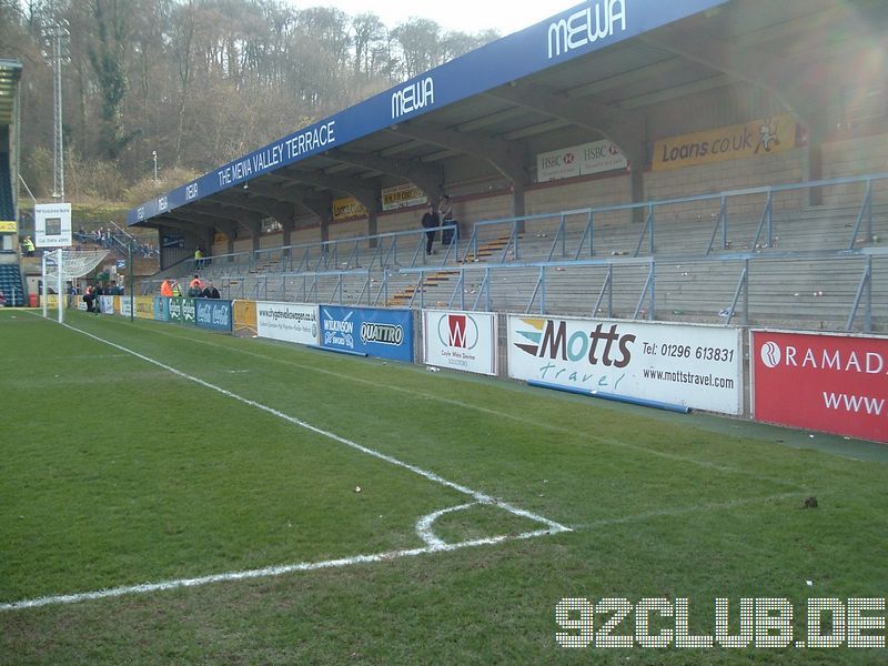 Adams Park - Wycombe Wanderers, Home Terrace