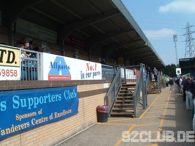 Wycombe Wanderers - Shrewsbury Town, Adams Park, League Two, 07.04.2007 - Main Stand