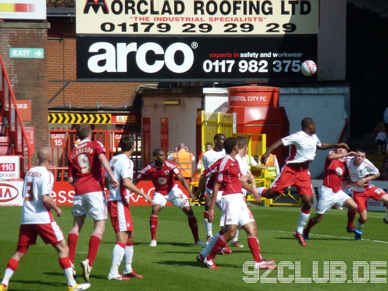 Bristol City - Nottingham Forest, Ashton Gate, Championship, 25.04.2011 - 