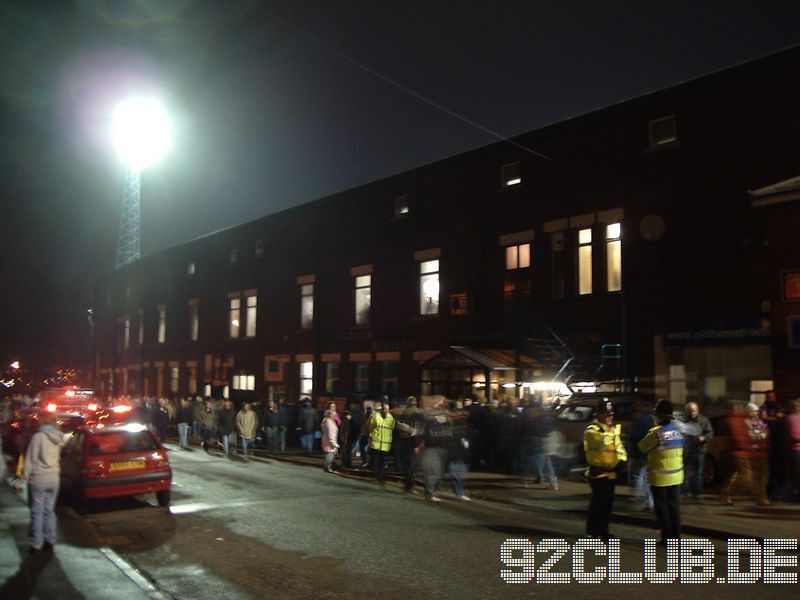 Oldham Athletic - Leeds United, Boundary Park, League One, 02.03.2009 - 