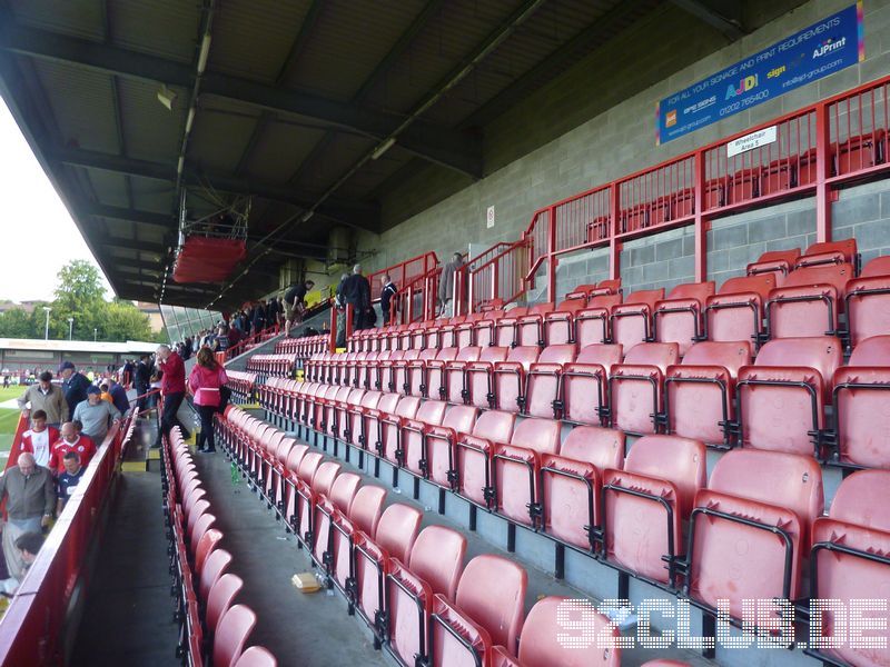 Broadfield Stadium - Crawley Town, 