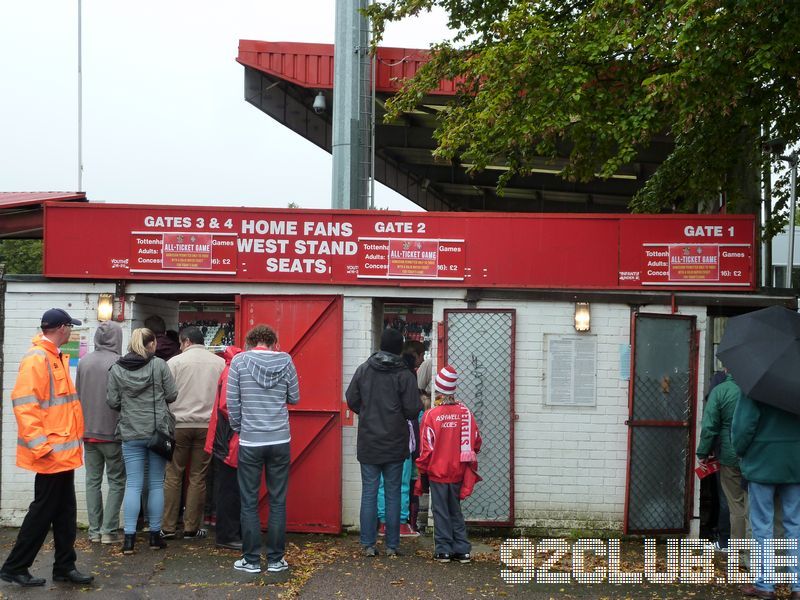 Stevenage FC - Dagenham & Redbridge, Broadhall Way, Conference, 05.10.2005 - 