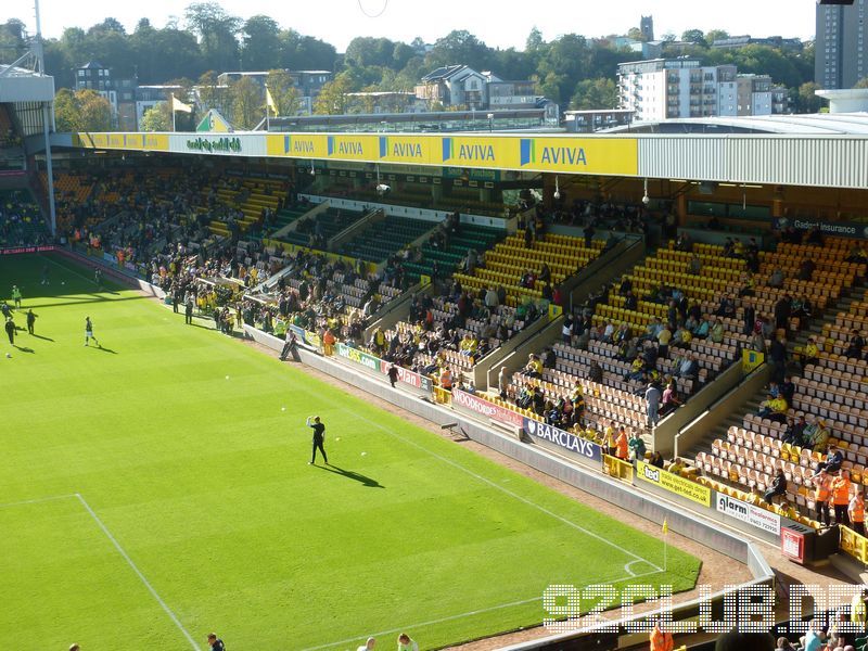 Norwich City - Swansea City, Carrow Road, Premier League, 15.10.2011 - 