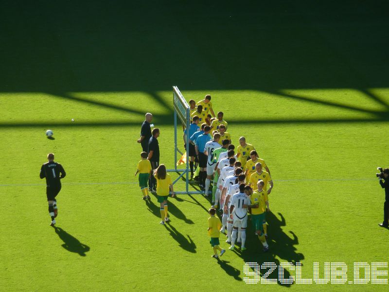 Norwich City - Swansea City, Carrow Road, Premier League, 15.10.2011 - 