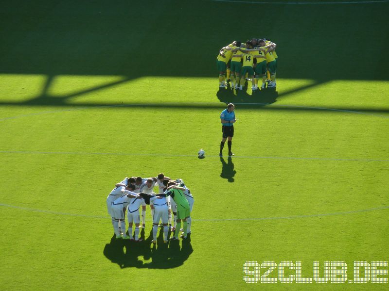 Norwich City - Swansea City, Carrow Road, Premier League, 15.10.2011 - 