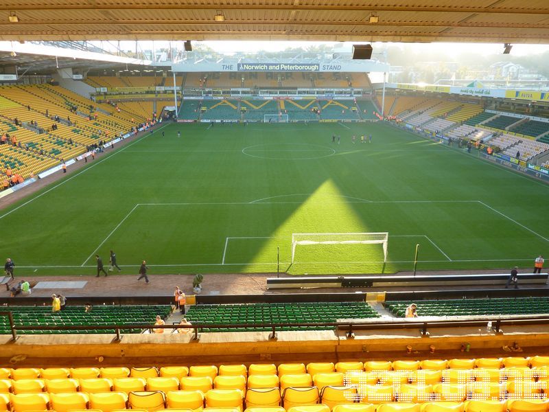 Norwich City - Swansea City, Carrow Road, Premier League, 15.10.2011 - 