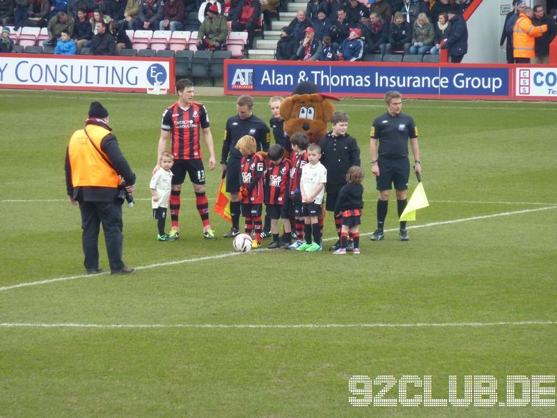 AFC Bournemouth - Scunthorpe United, Goldsands Stadium, League One, 01.04.2013 - 