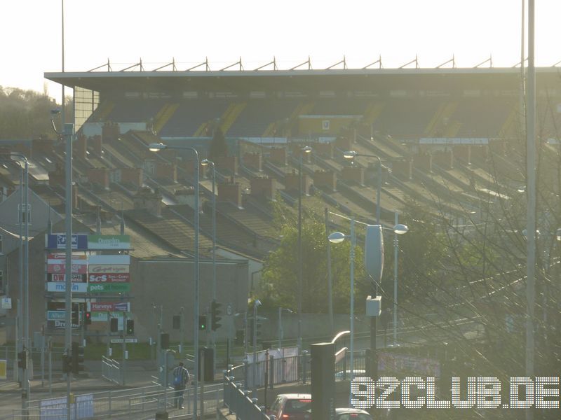 Mansfield Town - Morecambe FC, Field Mill, League Two, 30.11.2013 - 