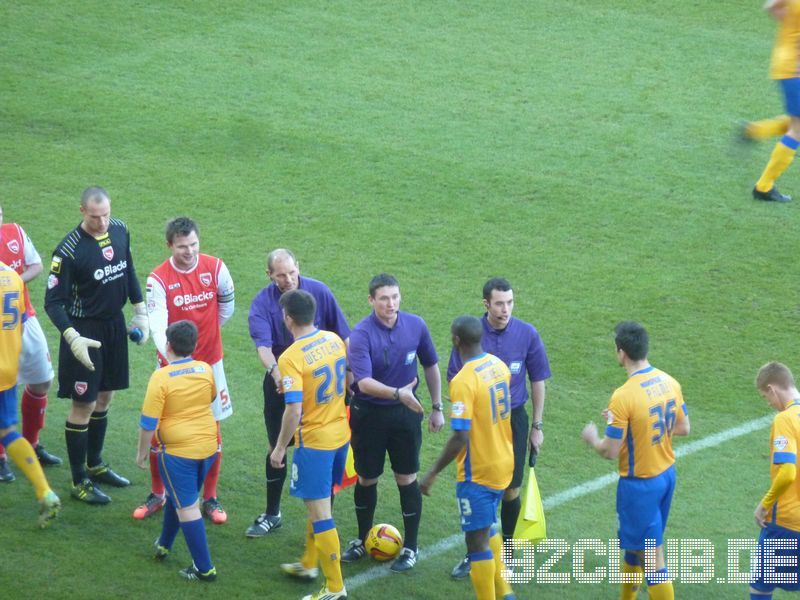 Mansfield Town - Morecambe FC, Field Mill, League Two, 30.11.2013 - 