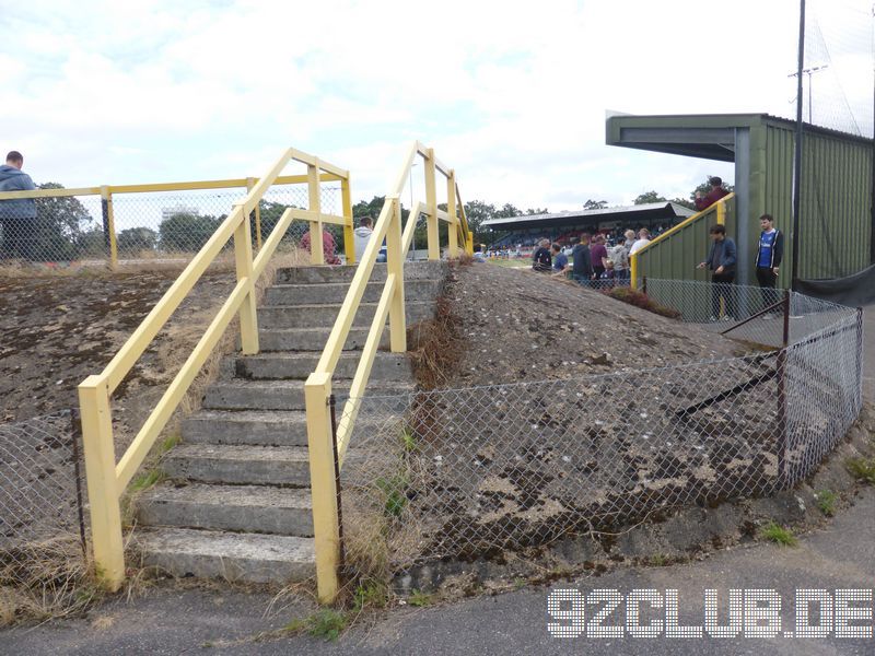 Gander Green Lane - Sutton United, 