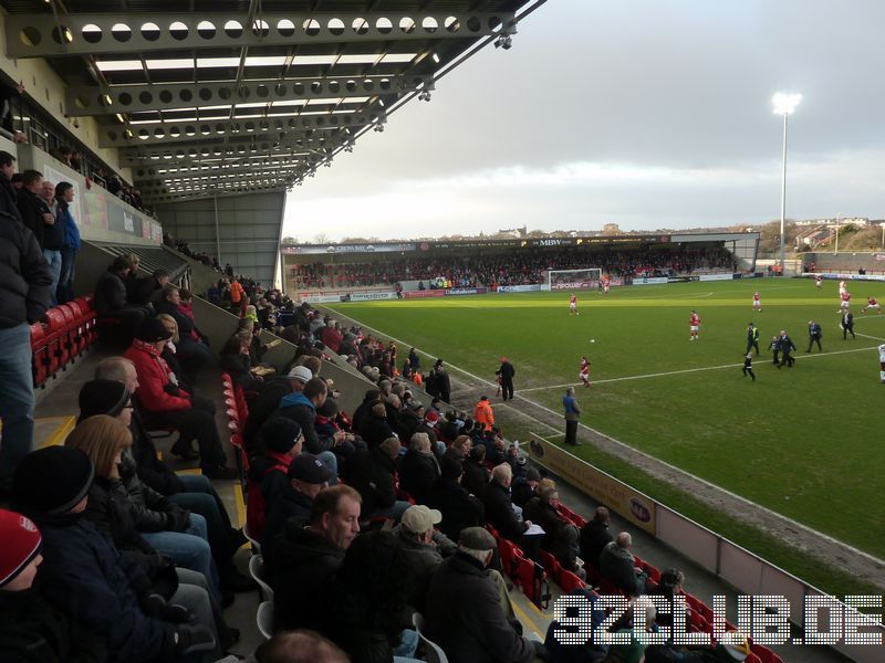 Morecambe FC - Northampton Town, Globe Arena, League Two, 07.01.2012 - 