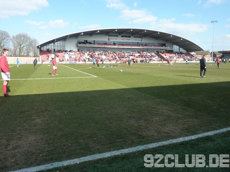 Fleetwood Town - Gillingham FC, Highbury, League Two, 30.03.2013 - 