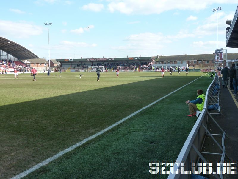 Fleetwood Town - Gillingham FC, Highbury, League Two, 30.03.2013 - 