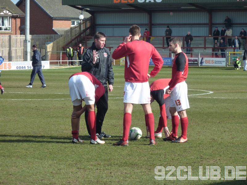 Fleetwood Town - Gillingham FC, Highbury, League Two, 30.03.2013 - 