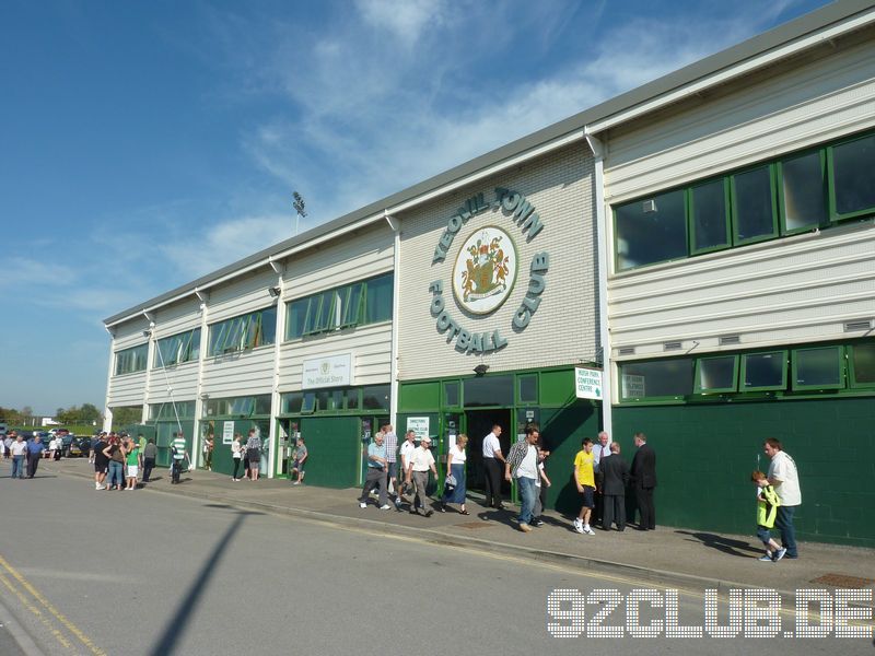 Yeovil Town - Bury FC, Huish Park, League One, 01.10.2011 - 