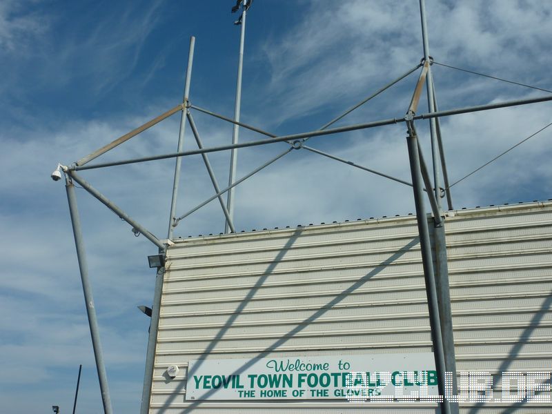 Yeovil Town - Bury FC, Huish Park, League One, 01.10.2011 - 