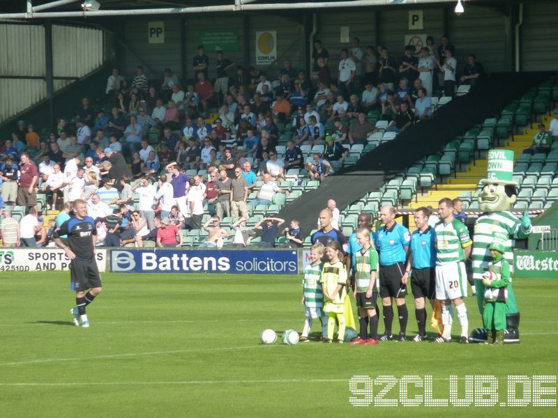 Yeovil Town - Bury FC, Huish Park, League One, 01.10.2011 - 