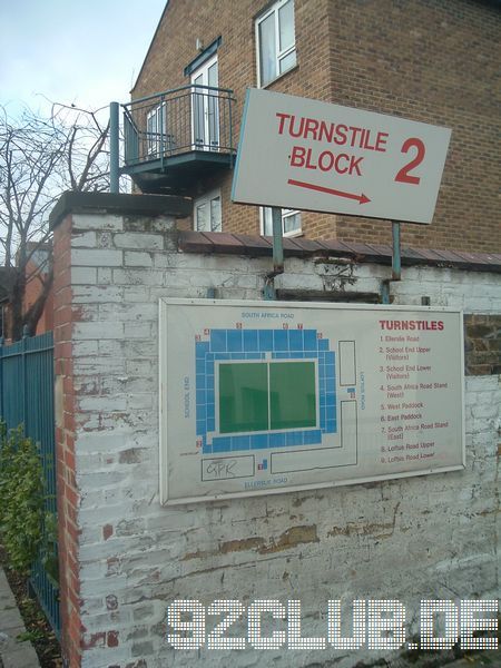 Loftus Road - Queens Park Rangers, 