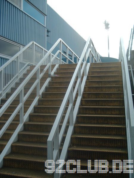 Loftus Road - Queens Park Rangers, 