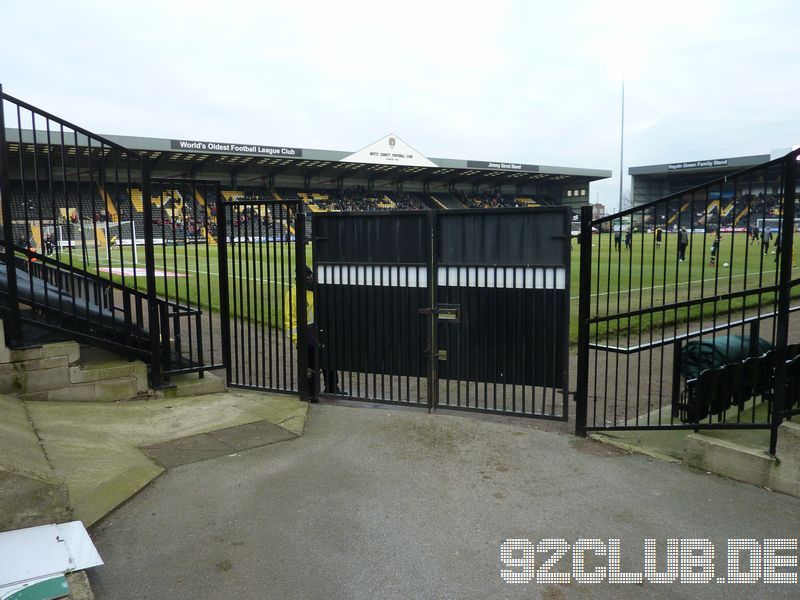 Notts County - Hartlepool United, Meadow Lane, League One, 03.01.2011 - 