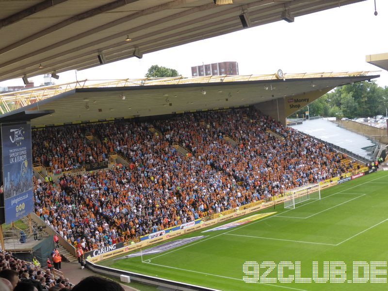 Molineux - Wolverhampton Wanderers, 