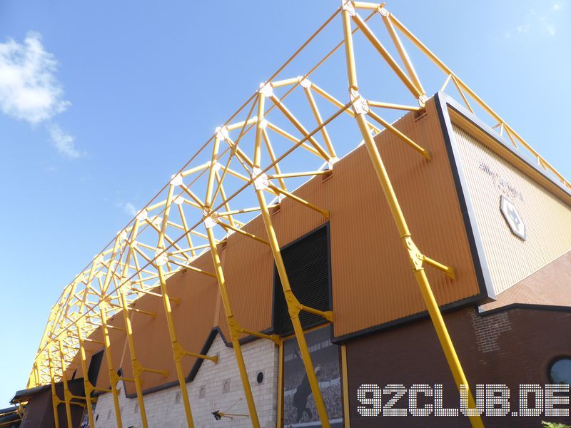 Molineux - Wolverhampton Wanderers, 