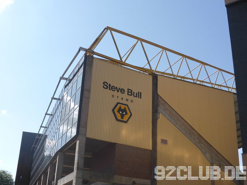 Molineux - Wolverhampton Wanderers, 