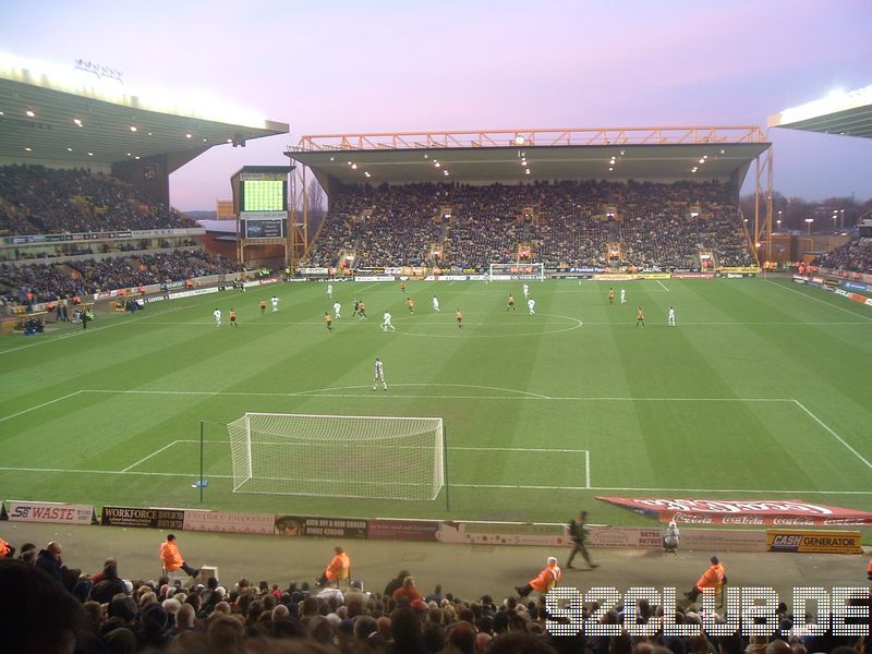 Molineux - Wolverhampton Wanderers, 