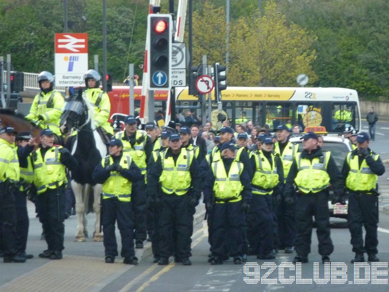 Barnsley FC - Leeds United, Oakwell, Championship, 19.04.2014 - 