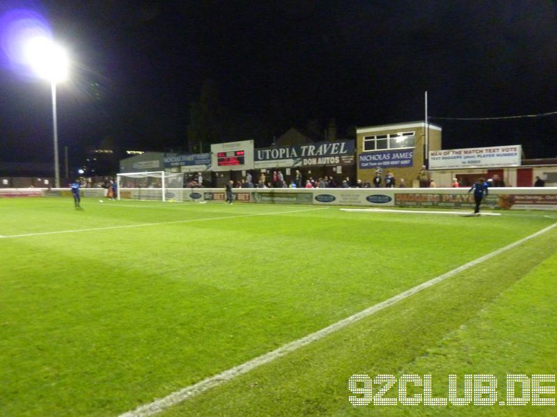 Dagenham & Redbridge - Grays, Victoria Road, Conference, 27.09.2005 - 