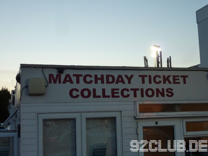 Dagenham & Redbridge - Grays, Victoria Road, Conference, 27.09.2005 - 