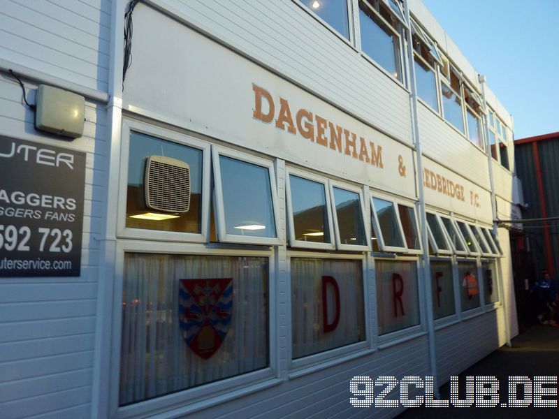 Dagenham & Redbridge - Grays, Victoria Road, Conference, 27.09.2005 - 