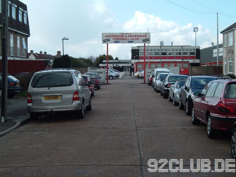 Dagenham & Redbridge - Grays, Victoria Road, Conference, 27.09.2005 - 