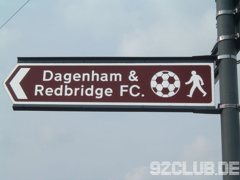 Dagenham & Redbridge - Grays, Victoria Road, Conference, 27.09.2005 - 