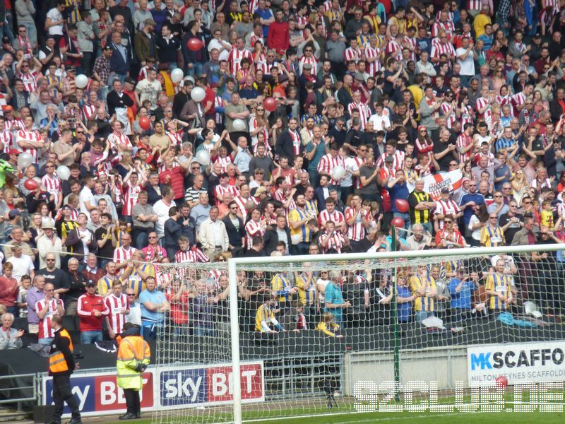 MK Dons - Brentford FC, stadium mk, League One, 21.04.2014 - 